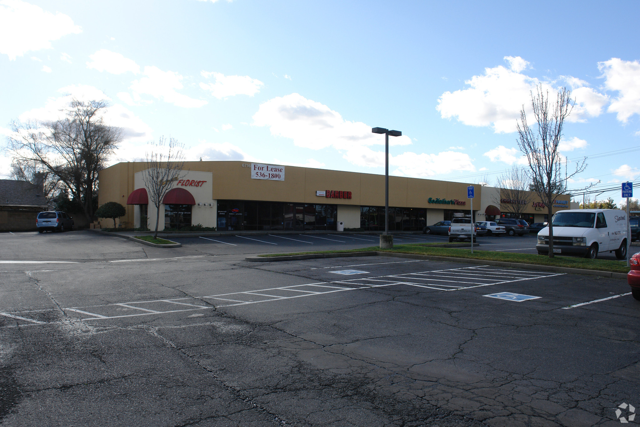 6716-6720 Madison Ave, Fair Oaks, CA for lease Building Photo- Image 1 of 16