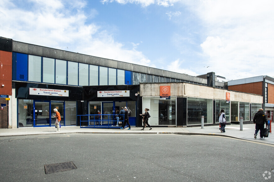 32A Market Sq, Sunderland for lease - Primary Photo - Image 2 of 4