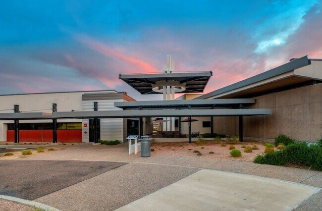 More details for 2155 E Conference Dr, Tempe, AZ - Office/Medical, Office/Retail for Lease