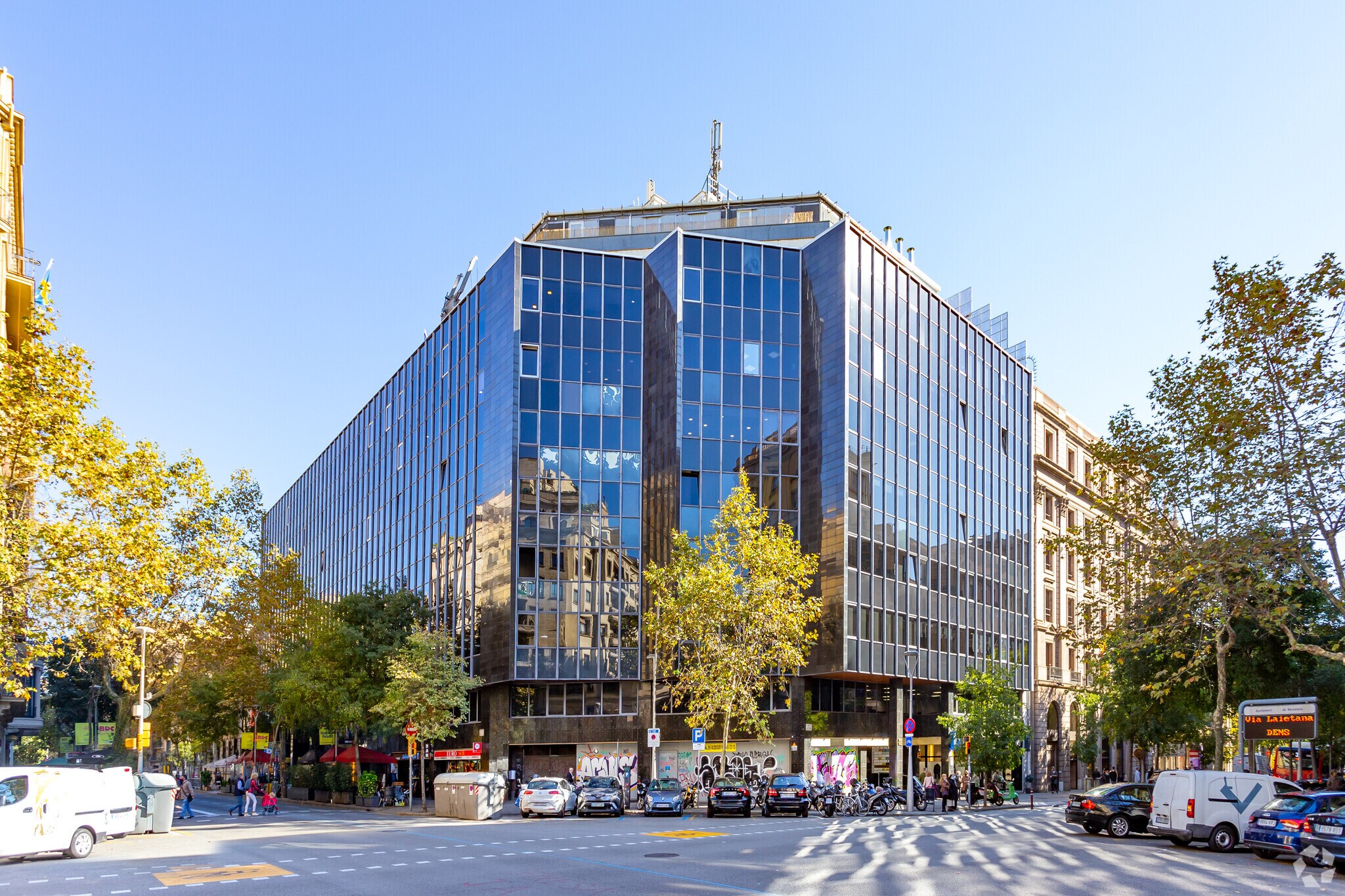 Carrer de Pau Claris, 162-164, Barcelona, Barcelona for sale Primary Photo- Image 1 of 4