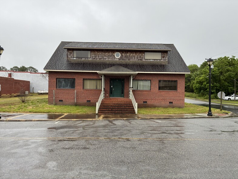 212 W Water St, Plymouth, NC for lease - Building Photo - Image 2 of 18