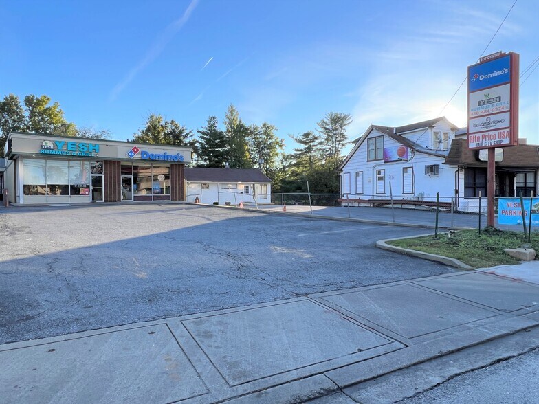 607 Reisterstown Rd, Pikesville, MD à louer - Photo du bâtiment - Image 3 de 11