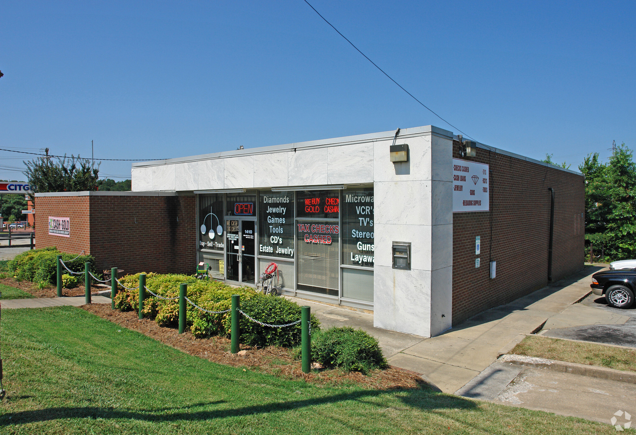 1410 W Green Dr, High Point, NC for sale Primary Photo- Image 1 of 1