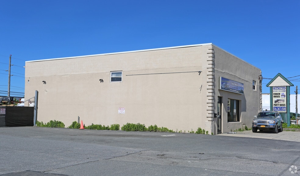 286 Route 109, Farmingdale, NY for lease - Building Photo - Image 3 of 8
