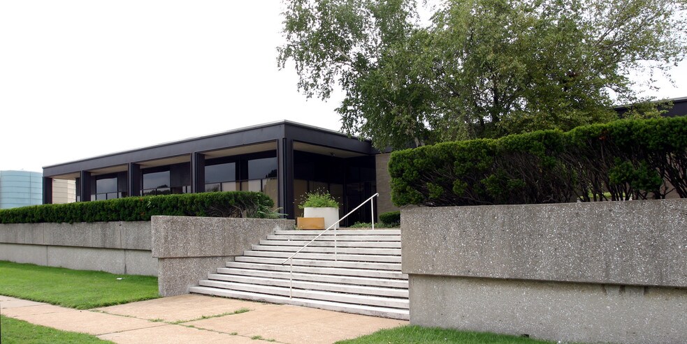 5200-5240 Oakland Ave, Saint Louis, MO à louer - Photo du bâtiment - Image 3 de 5