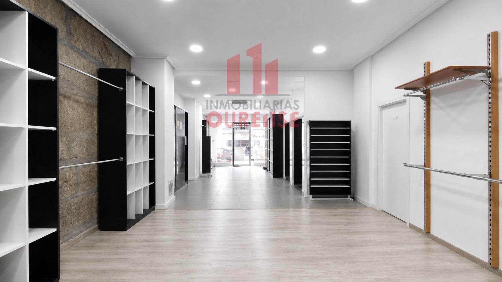 Retail in Ourense, Orense for lease Interior Photo- Image 1 of 13