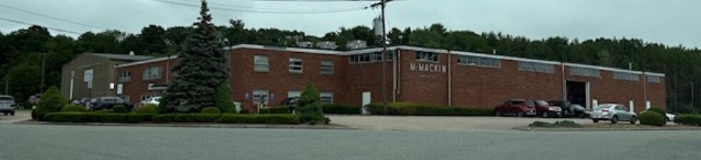 15 Perwal St, Westwood, MA à louer - Photo du bâtiment - Image 2 de 5