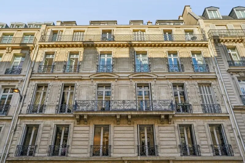 19 Rue De Marignan, Paris à louer Photo du bâtiment- Image 1 de 9