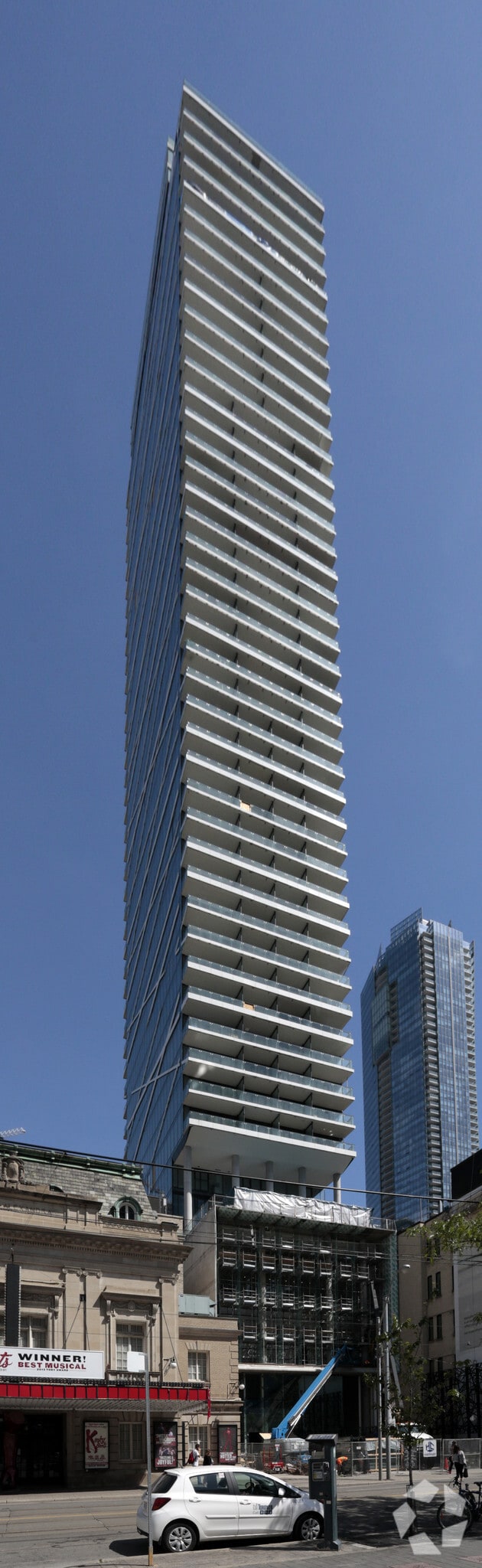 224 King St W, Toronto, ON for sale Primary Photo- Image 1 of 1