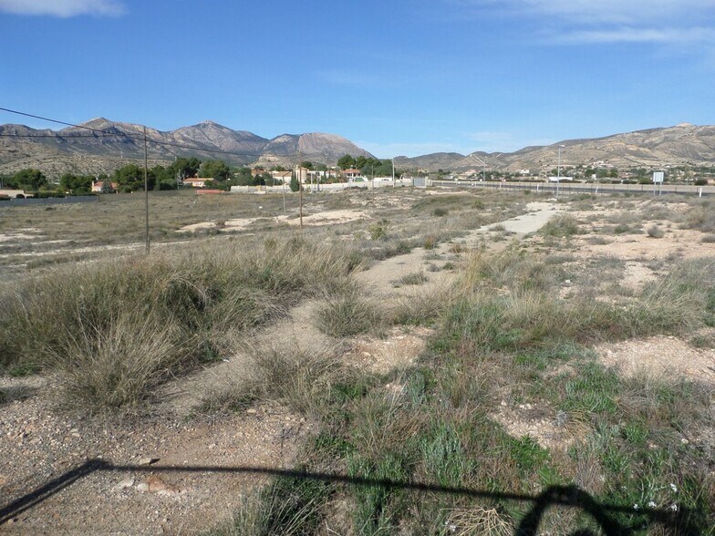 Land in Mutxamel, Alicante for sale - Building Photo - Image 3 of 11