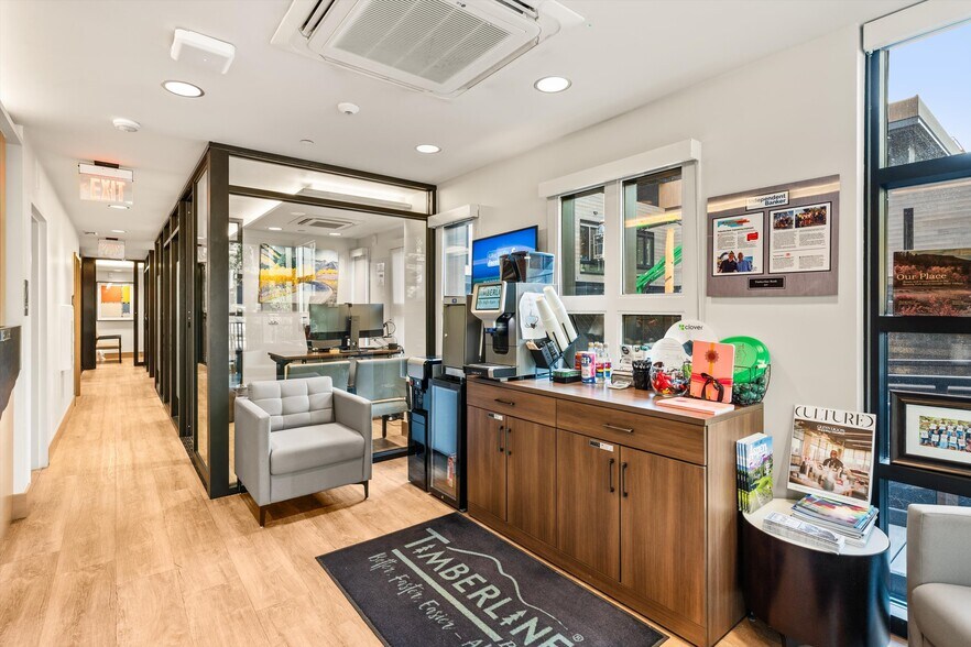 122 W Main St, Aspen, CO à vendre - Hall d’entrée - Image 3 de 66