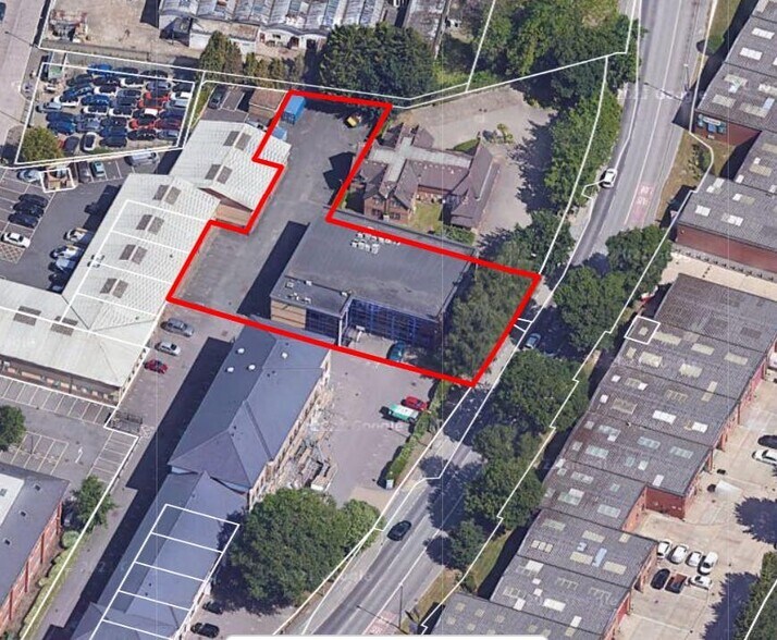 37 Gatwick Rd, Crawley à louer - Photo du bâtiment - Image 3 de 37