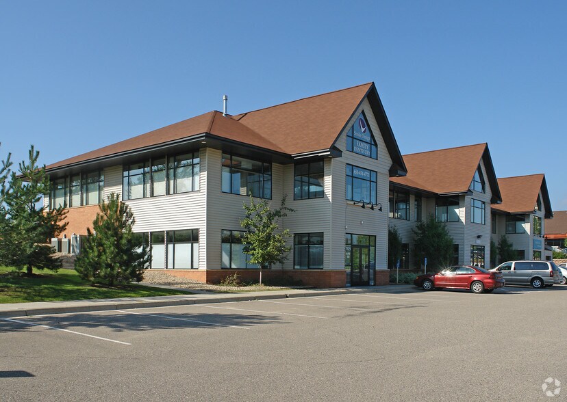 1121 Town Centre Dr, Eagan, MN à louer - Photo du bâtiment - Image 3 de 6