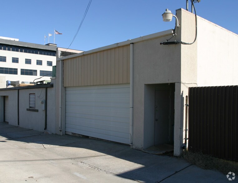 615-617 N Broadway Ave, Oklahoma City, OK à louer - Photo du bâtiment - Image 3 de 8