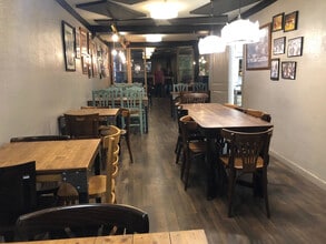 Retail in Badalona, Barcelona for lease Interior Photo- Image 2 of 2