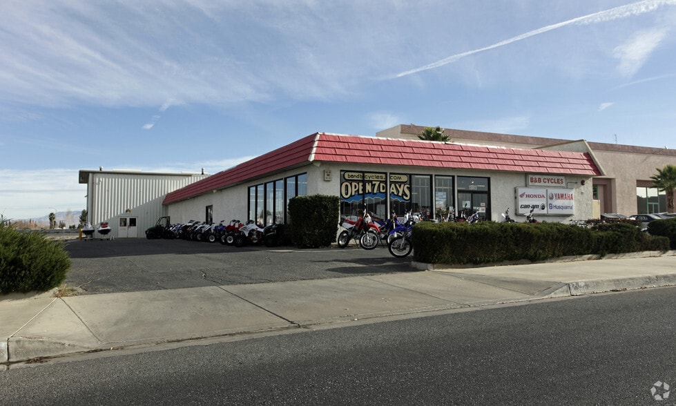 13815 Park Ave, Victorville, CA for lease - Primary Photo - Image 2 of 6