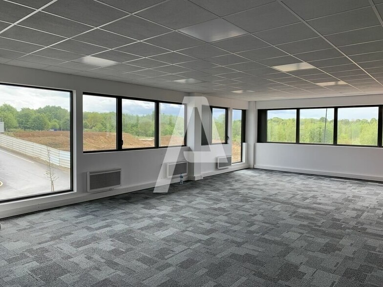 51 Rue Pierre Curie, Plaisir à vendre - Photo intérieure - Image 2 de 5