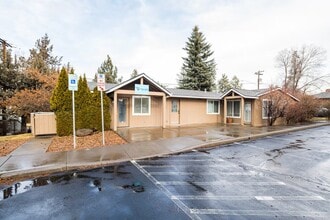 909 SE 2nd St, Bend, OR for lease Building Photo- Image 1 of 13