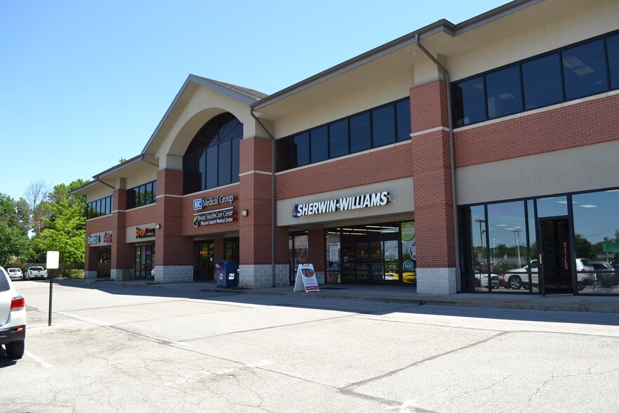 9426-9498 Manchester Rd, Saint Louis, MO for lease - Primary Photo - Image 1 of 8