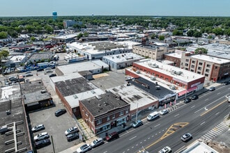 210-218 Front St, Hempstead, NY - Aérien  Vue de la carte