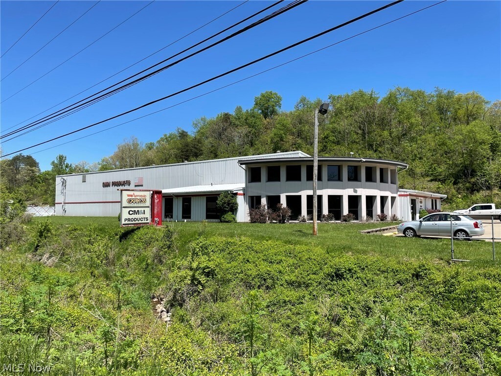 831 Marrtown Rd, Parkersburg, WV for sale Primary Photo- Image 1 of 1