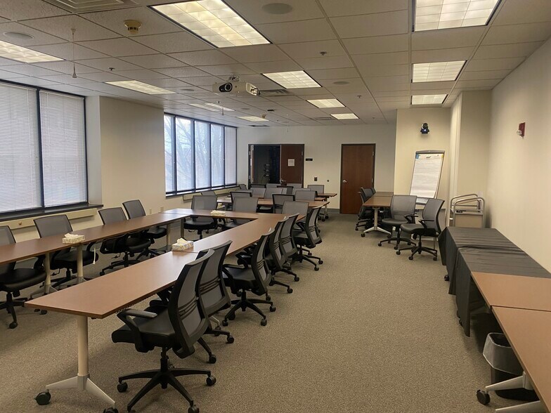 101 W 3rd St, Williamsport, PA à louer - Photo intérieure - Image 2 de 9