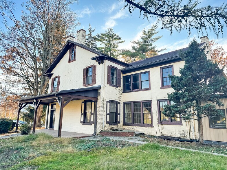 55 Pierce Ln, Montoursville, PA à vendre - Photo du bâtiment - Image 2 de 9