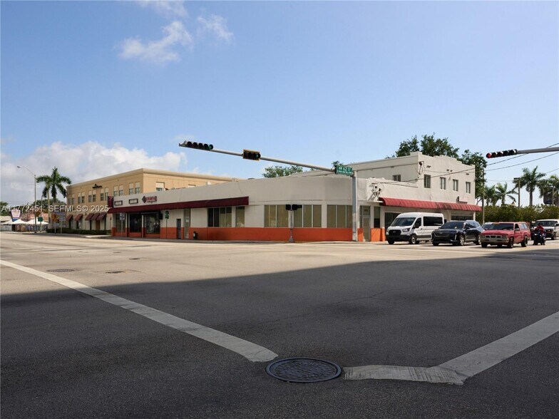 6211 NW 7th Ave, Miami, FL à louer - Photo principale - Image 1 de 10