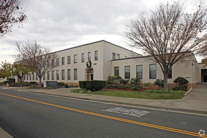 3140 Peacekeeper Way, Mcclellan, CA for lease - Building Photo - Image 2 of 2