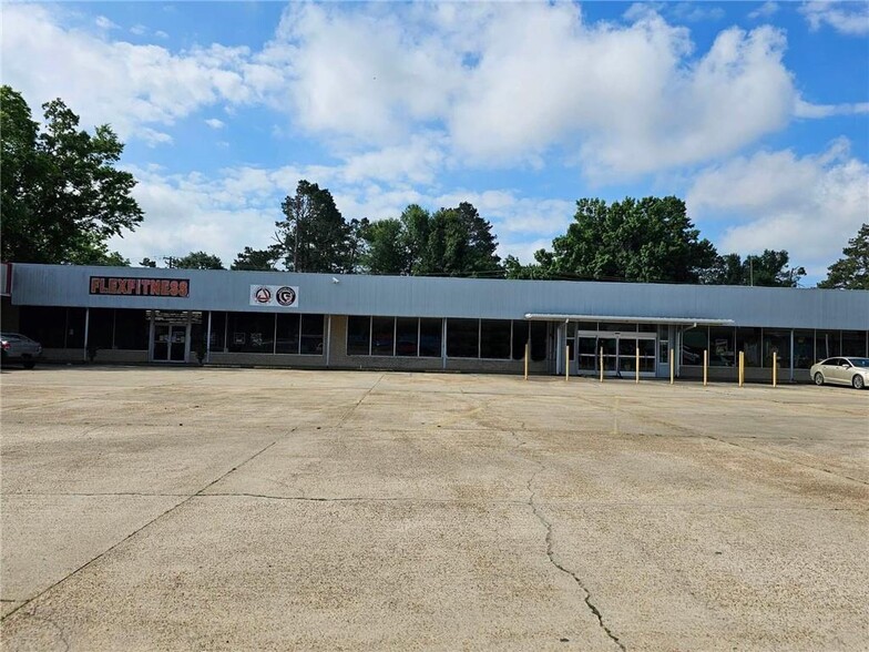 1515-1523 Fourth St, Jonesville, LA à vendre - Photo du bâtiment - Image 1 de 1