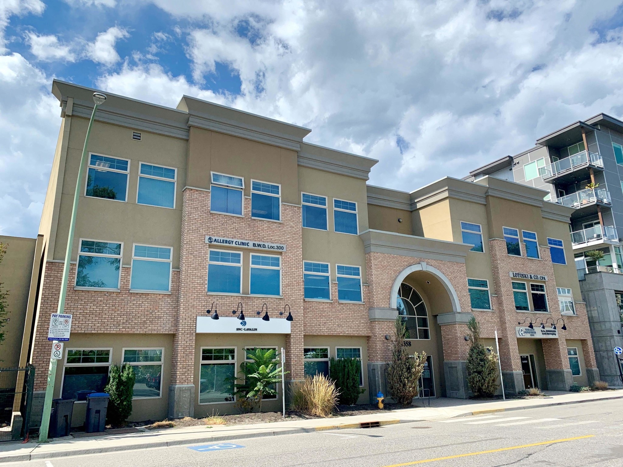 1358 St Paul St, Kelowna, BC for lease Primary Photo- Image 1 of 2