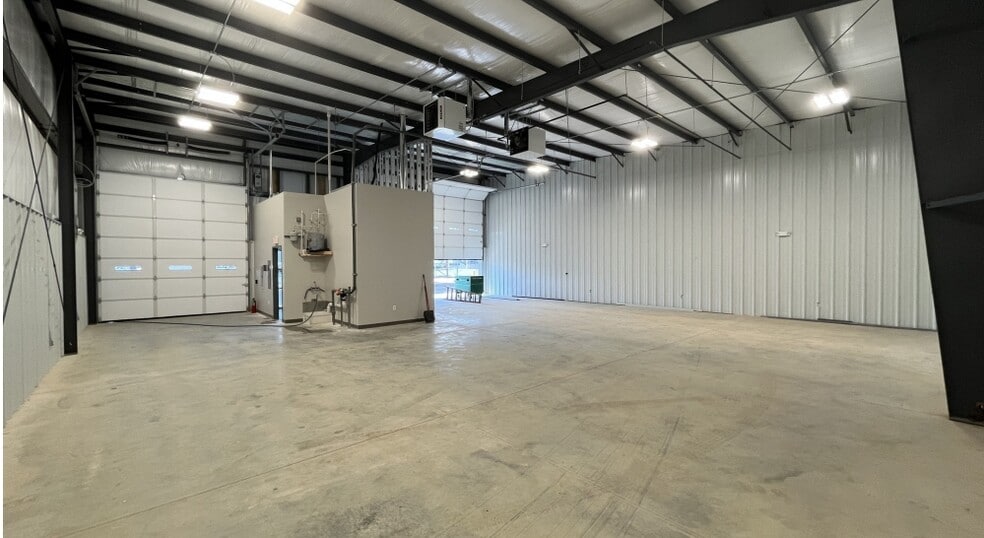 1309 Division, Springfield, MO à louer - Photo du bâtiment - Image 2 de 6