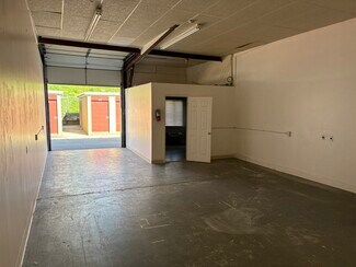 Plus de détails pour 355 W Main St, Norristown, PA - Industriel à louer