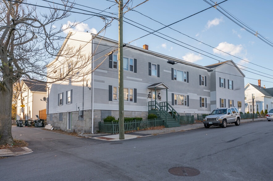 395 Lake Ave, Manchester, NH à vendre - Photo du bâtiment - Image 3 de 15