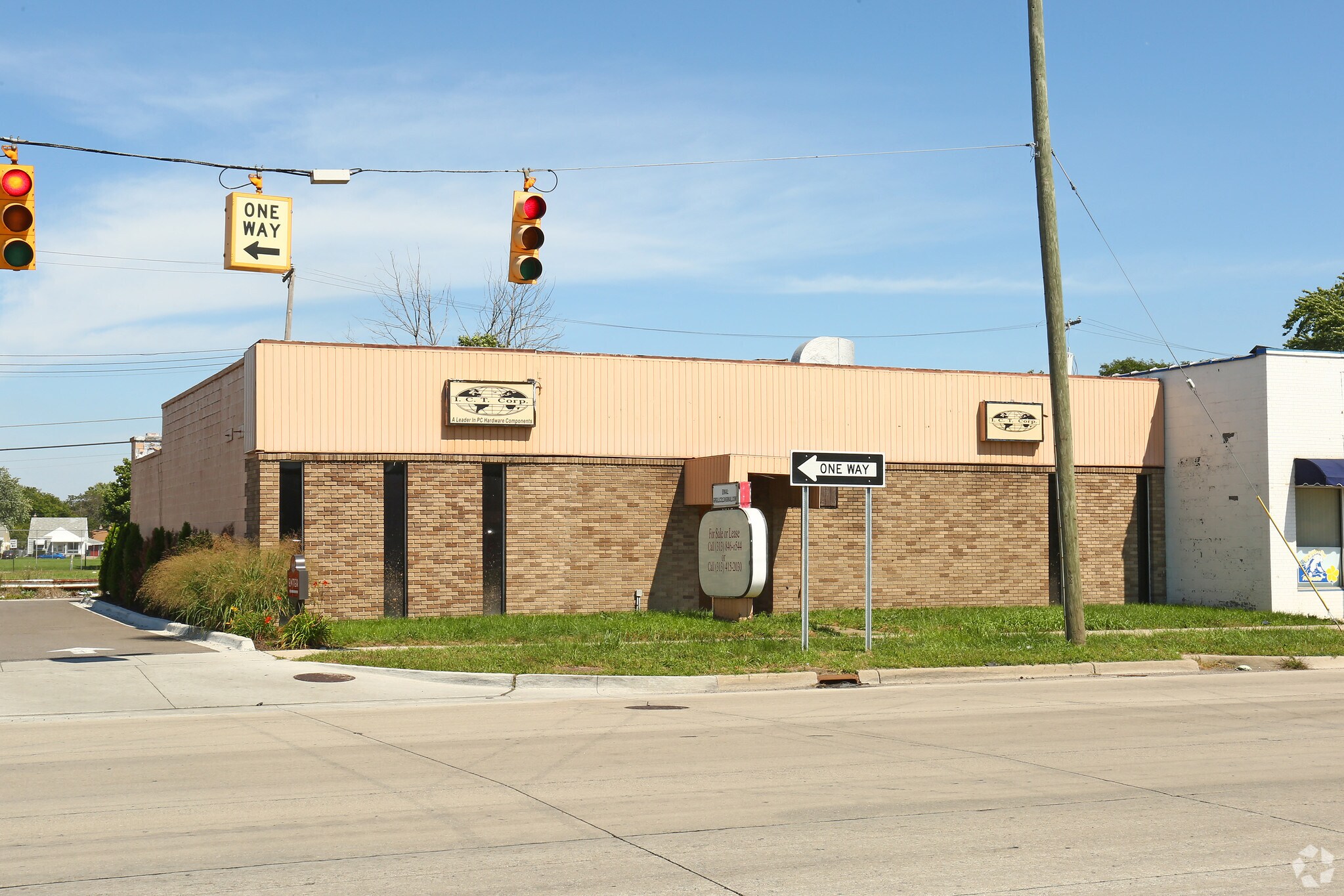 1868 Southfield Rd, Lincoln Park, MI for sale Building Photo- Image 1 of 4