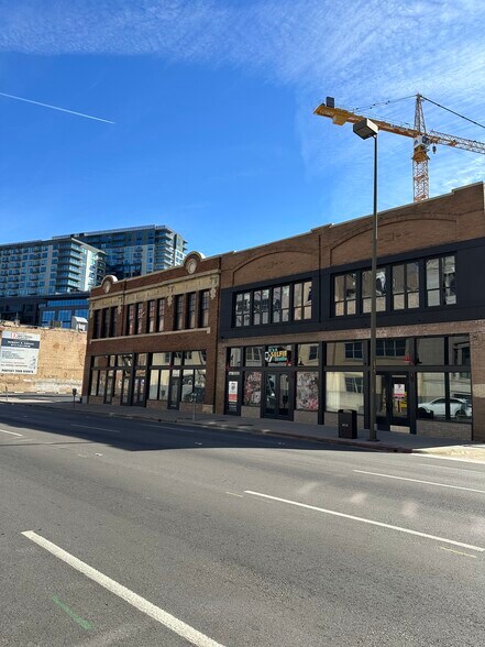 2008-2014 Commerce St, Dallas, TX à louer - Photo du bâtiment - Image 2 de 5