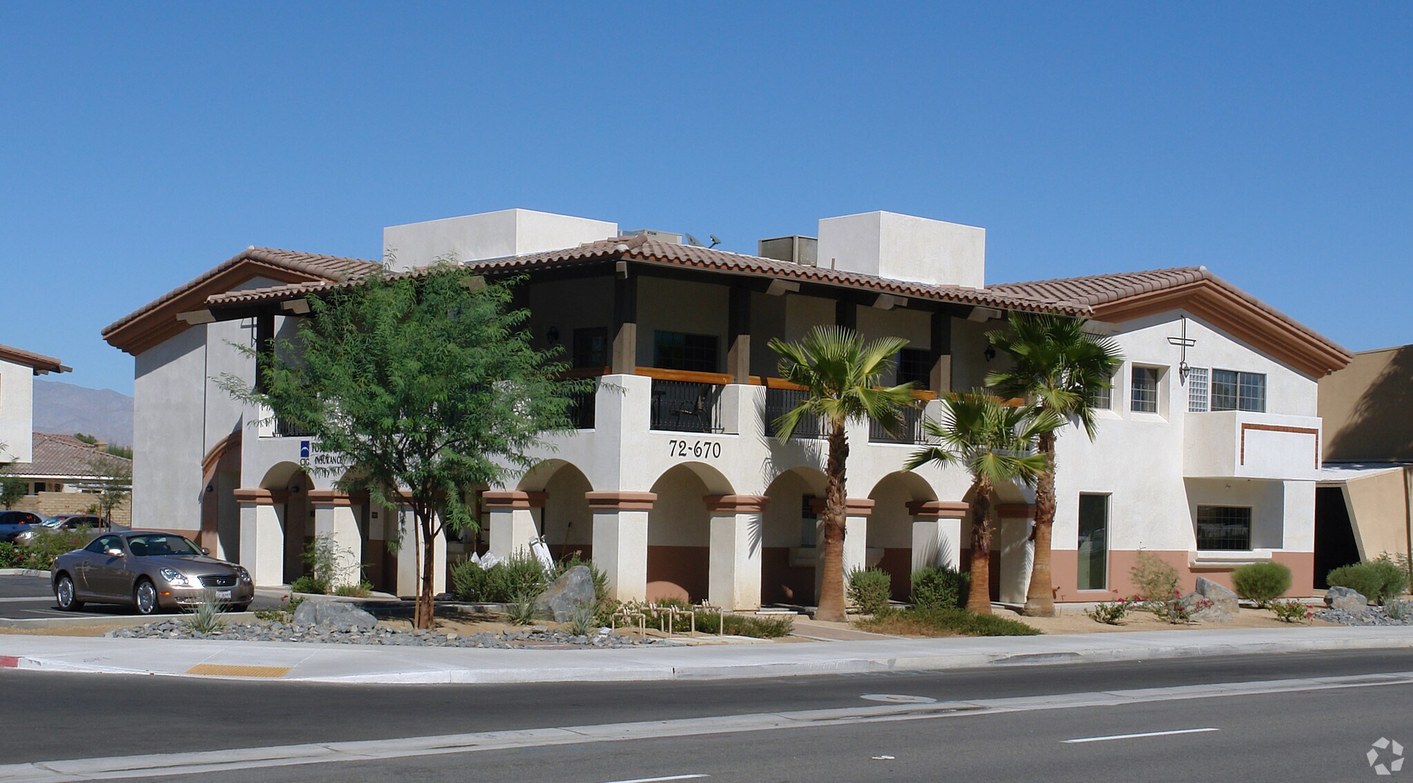 72670 Fred Waring Dr, Palm Desert, CA à louer Photo principale- Image 1 de 13