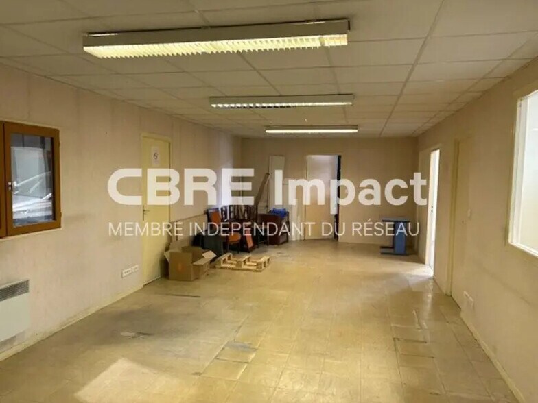 10 Rue Du Val Clair, Reims for lease - Interior Photo - Image 2 of 7
