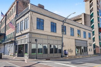 More details for 101 E Broughton St, Savannah, GA - Retail for Lease