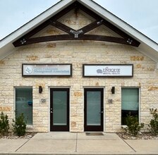 2006 S Bagdad Rd, Leander, TX à louer Photo du bâtiment- Image 2 de 2