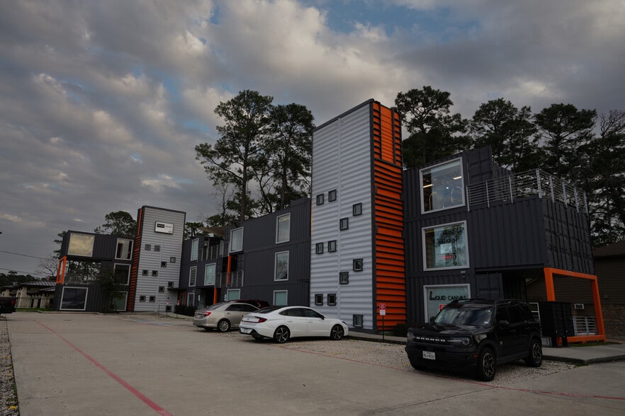 26022 Budde Rd, The Woodlands, TX à louer - Photo du bâtiment - Image 2 de 25