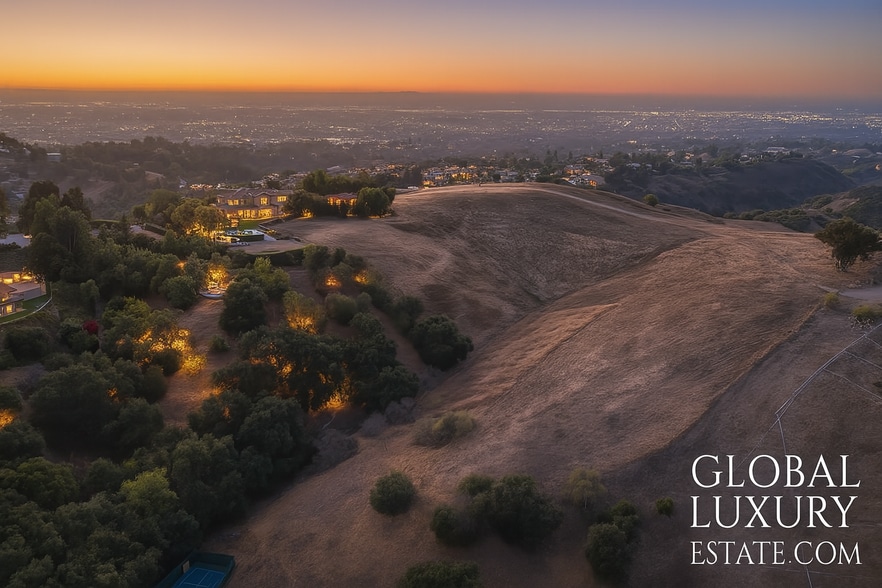 0 Casalero Dr, La Habra Heights, CA for sale - Primary Photo - Image 1 of 10