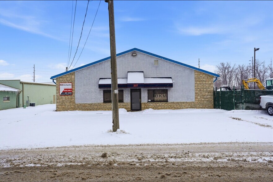 237 Curtis St, Delaware, OH à vendre - Photo du bâtiment - Image 3 de 20