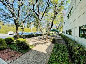 10549-10555 Jefferson Blvd, Culver City, CA for lease Building Photo- Image 1 of 17