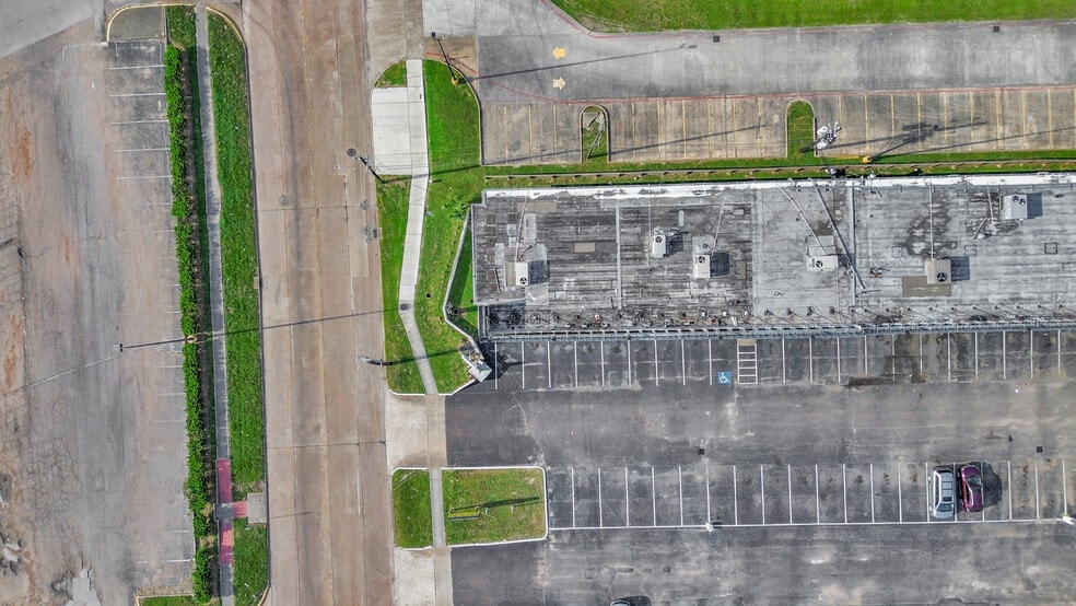 9940 Kleckley Dr, Houston, TX for lease - Building Photo - Image 3 of 4