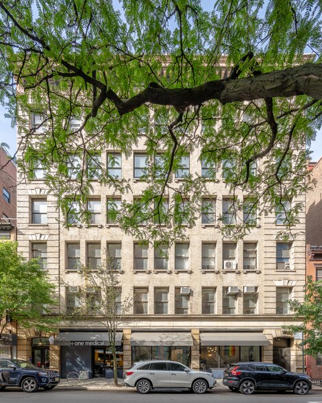 114 W 17th St, New York, NY à vendre - Photo du bâtiment - Image 1 de 10