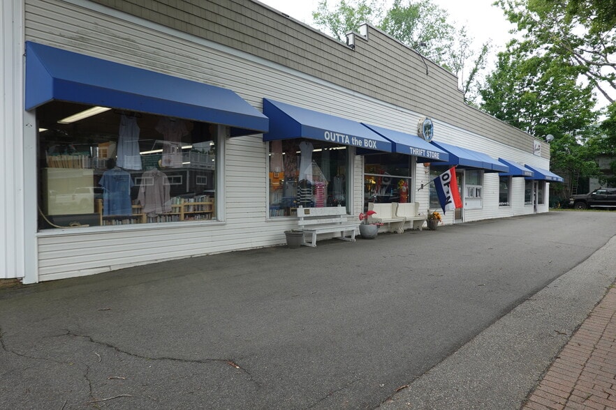 6 York St, Kennebunk, ME for sale - Building Photo - Image 2 of 8
