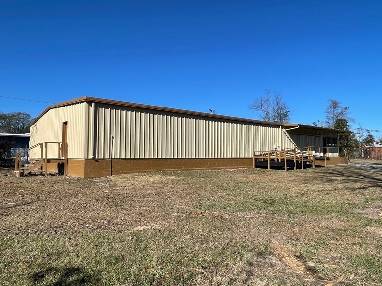 515 Myrtle St, Warner Robins, GA à louer - Photo du bâtiment - Image 2 de 3