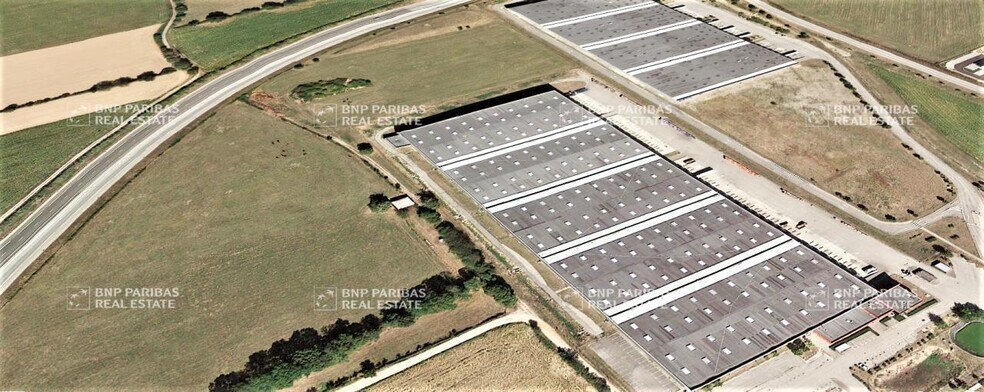 Industrial in Rives for lease - Aerial - Image 1 of 2