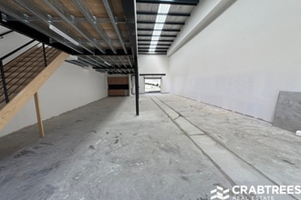 1-2 Wandarri Ct, CHELTENHAM for lease Interior Photo- Image 2 of 5